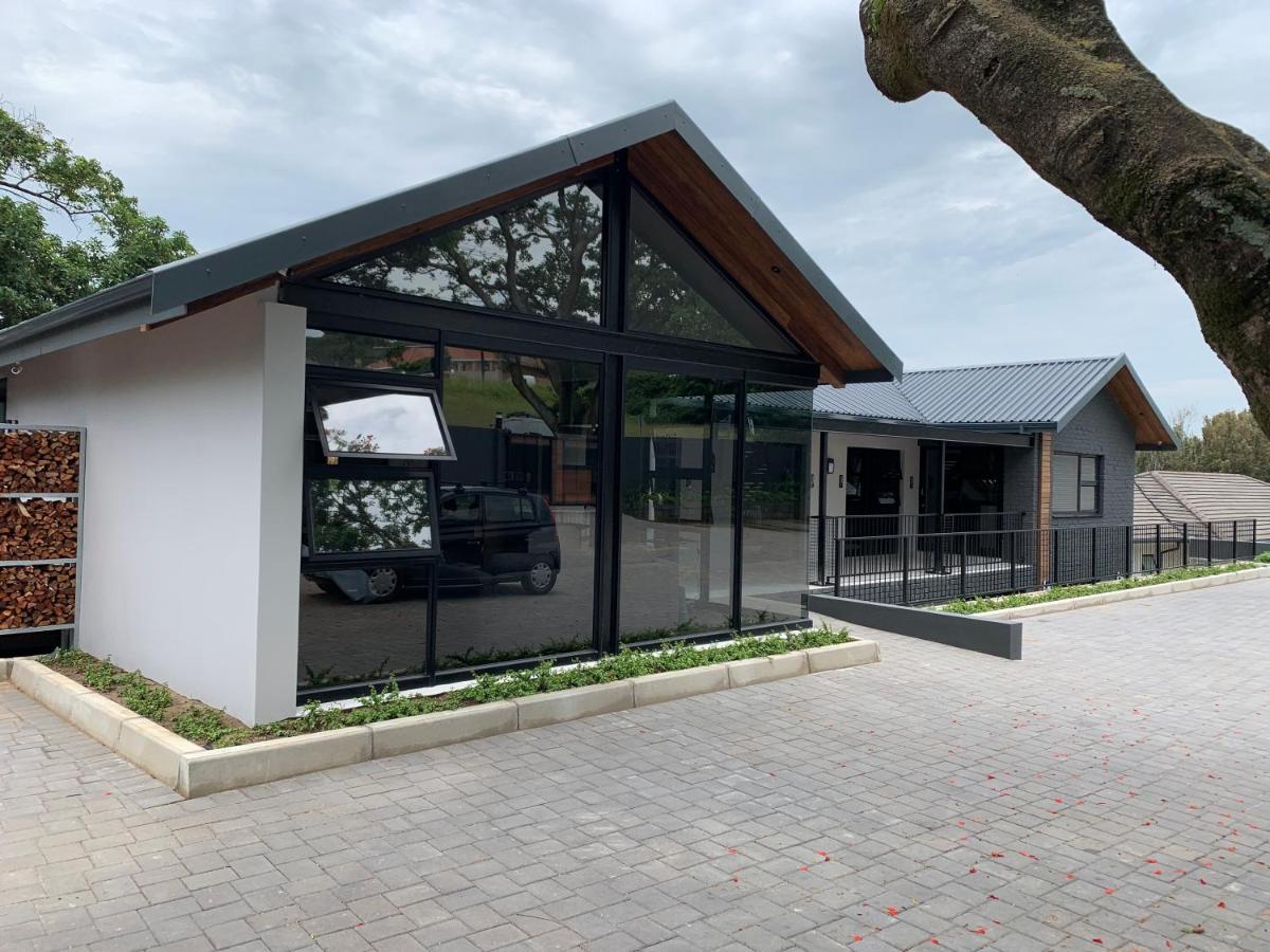 Coral Wood Self Catering Suites And B&B East London Luaran gambar