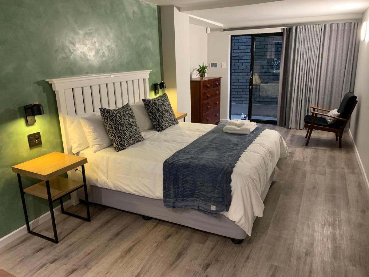 Coral Wood Self Catering Suites And B&B East London Luaran gambar